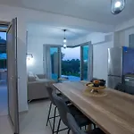 Villa Sophia-private Sea Access *