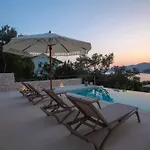 Villa Sophia-private Sea Access
