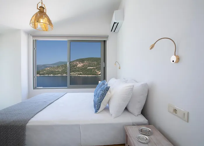 Sophia-private Sea Access